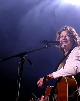 Amy Grant Thousand Oaks