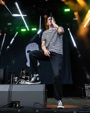 Boston Manor Santa Ana