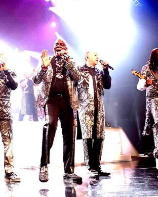 Earth Wind And Fire Inglewood