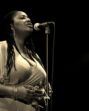 Lalah Hathaway Los Angeles