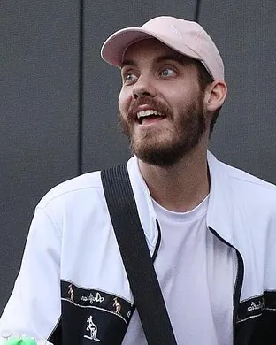 San Holo Los Angeles