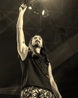 Steve Aoki Costa Mesa